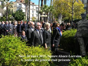 DE GAULLE, Assassin!